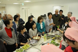 山菜の料理教室も開催しています。